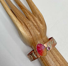 Load image into Gallery viewer, tourmaline and solar quartz on wrist