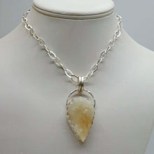 Load image into Gallery viewer, druzy pendant shown on bust