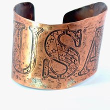 Load image into Gallery viewer, Copper bracelet with 'USA' engraving 
