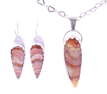 Load image into Gallery viewer, lace agate pendant and earrings