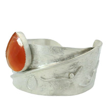 Load image into Gallery viewer, south seas treasure cuff with carnelian