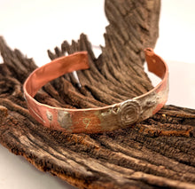 Load image into Gallery viewer, Copper bracelet with natural finish on a wooden surface