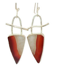 Load image into Gallery viewer, Pair of earrings with Druzy carnelian gem