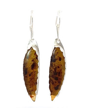 Load image into Gallery viewer, indonesian Amber earrings