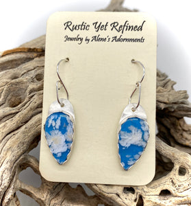 Cloud Dreams. Plume agate doublet gem earrings in fine silver. 1 3/4" long