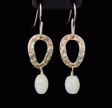 Load image into Gallery viewer, sterling and moonstone earrings
