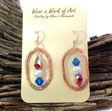 Load image into Gallery viewer, patriotic earring on card