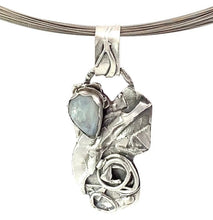 Load image into Gallery viewer, moonstone sterling pendant