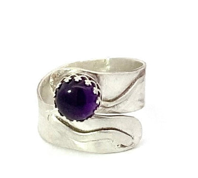 'Buried Treasure' Sterling and amethyst ring.  Size 9