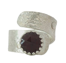 Load image into Gallery viewer, garnet ring