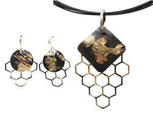 golden honeycomb pendant and earrings
