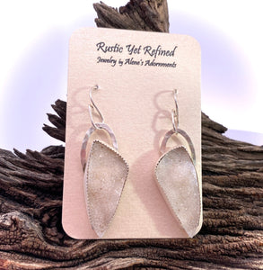 druzy earrings shown on romance card