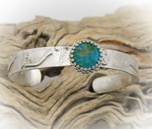 Load image into Gallery viewer, sterling cuff with peruvian opal gem