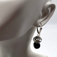 Load image into Gallery viewer, onyx earring on lobe
