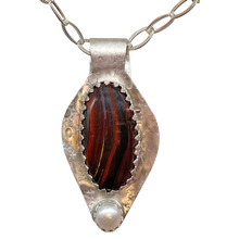 Load image into Gallery viewer, tiger iron gemstone pendant