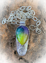 Load image into Gallery viewer, solar quartz spiral design